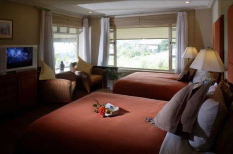 Discovery Country Suites Tagaytay City Dış mekan fotoğraf